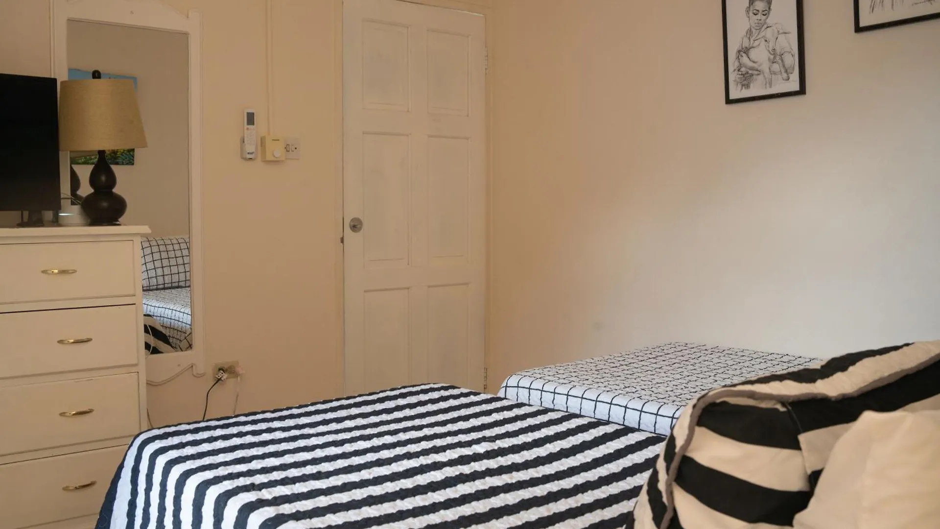 Pampered In Paradise Columbus Heights 2 Bedroom Penthouse Condo Near Ian Fleming Airport 奥乔里奥斯 牙买加